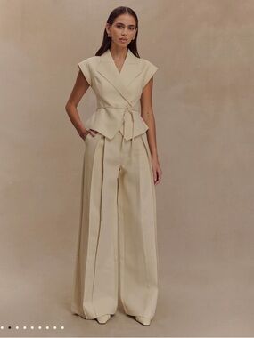 Raya Set Mid Rise Wide Leg pant and top - Natural Beige